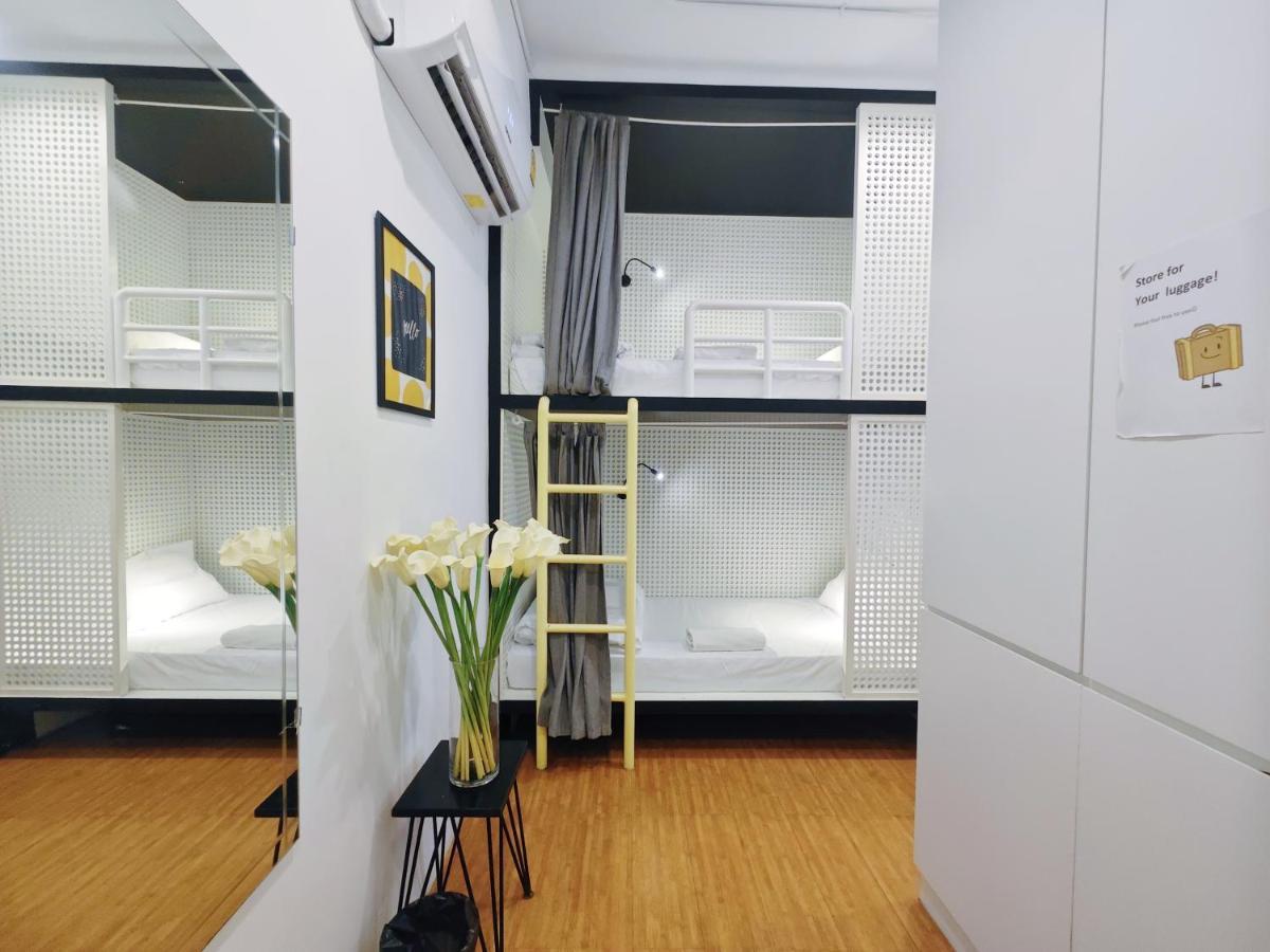 Ostay Asoke Bangkok Makkasan Exterior photo