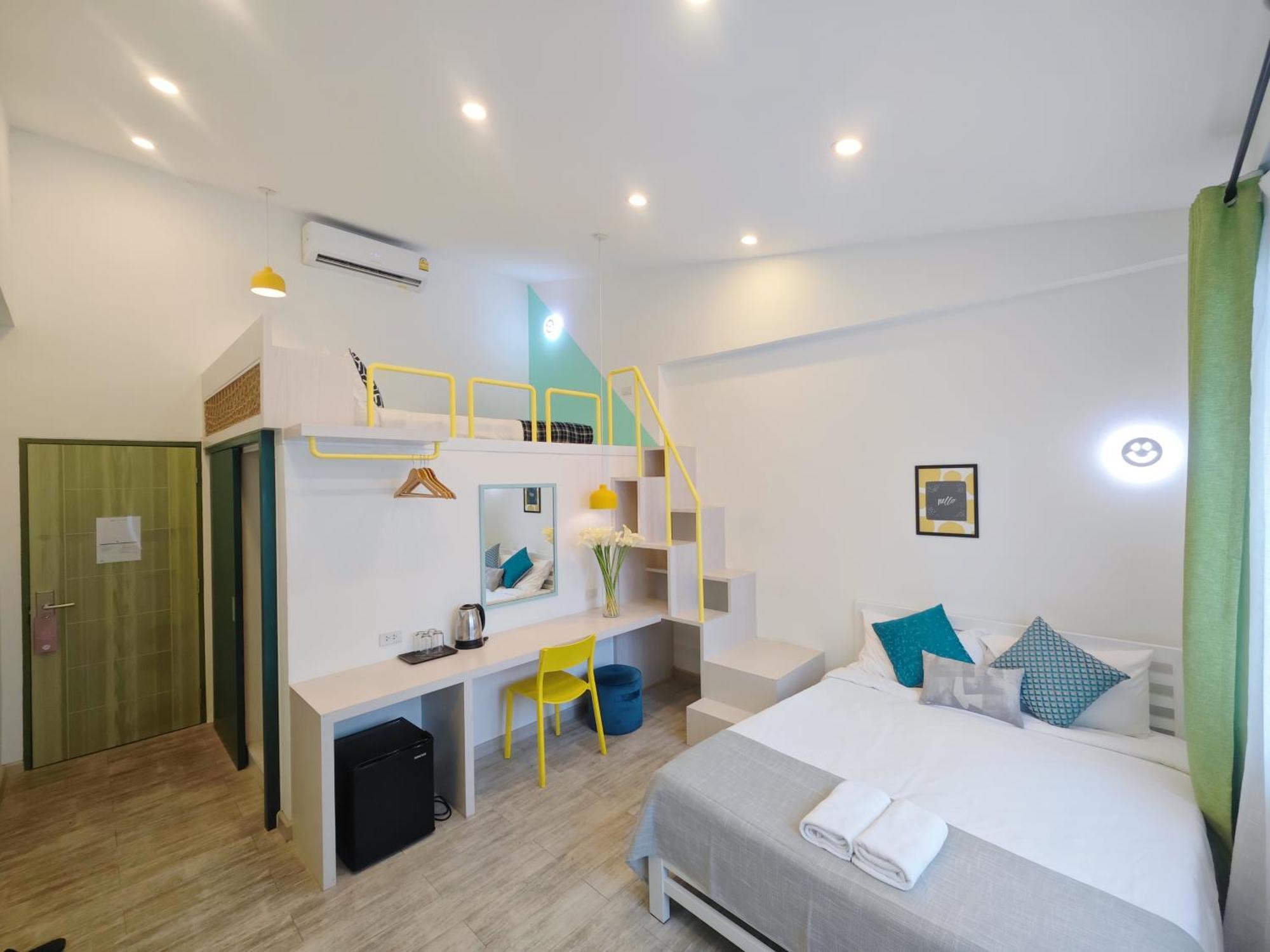 Ostay Asoke Bangkok Makkasan Exterior photo