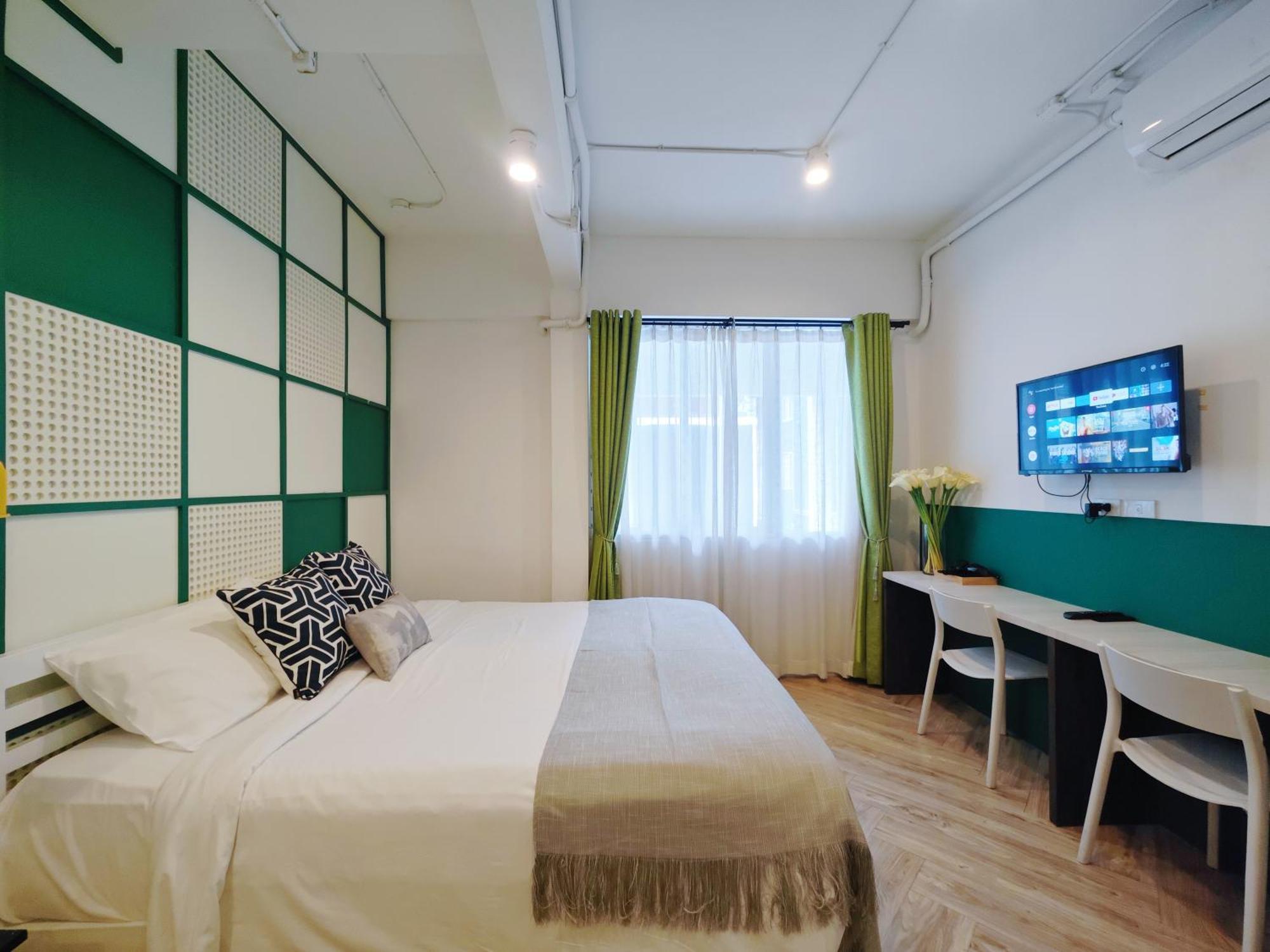 Ostay Asoke Bangkok Makkasan Exterior photo